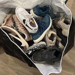 Bag of shoes