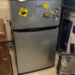 Whirpool Mini Fridge