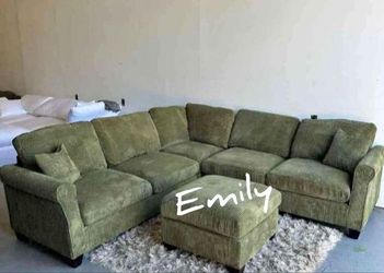 Stylish‼️ 4-Pc Green Corduroy Sectional Sofa With Ottoman