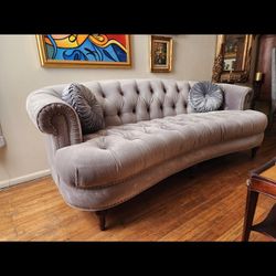 Jennifer Taylor Home Victorian Tufted Sofa