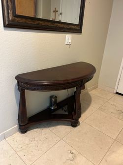 Entry Way Table