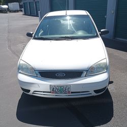 2005 Ford Focus SE ZX4