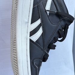 Reebok Junior Shoes Size 13 