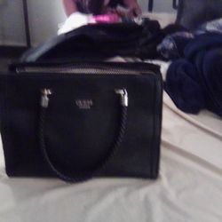 Woman's Carry Bag