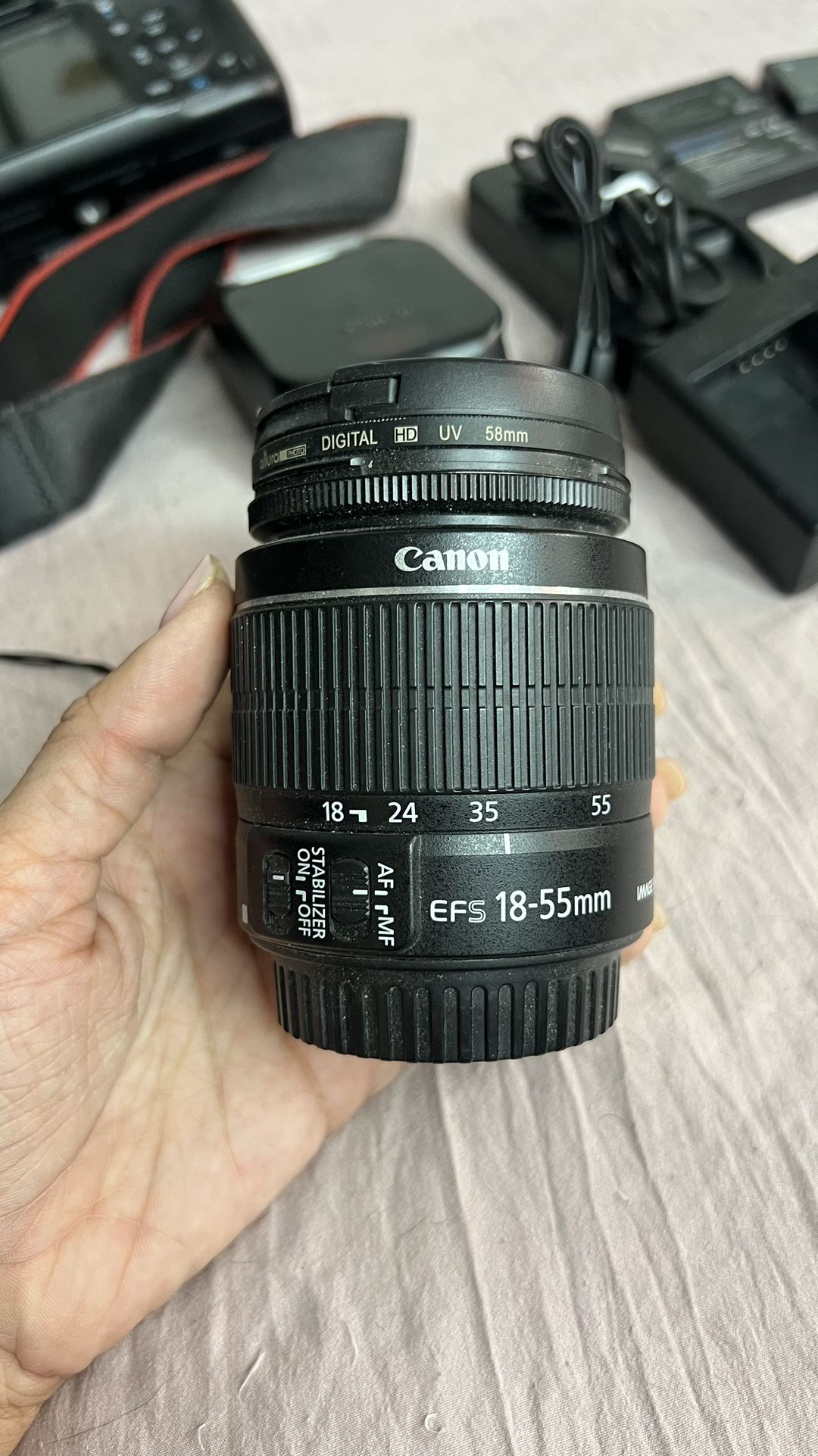 Canon EF-S 18-55mm f/3.5-5.6 is II SLR Lens 
