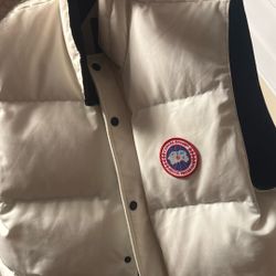 Canada Goose Vest 2XL