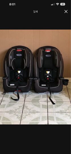 TWO LIKE NEW GRACO SLIM FIT CONVERTIBLE CAR SEATS!!!!!