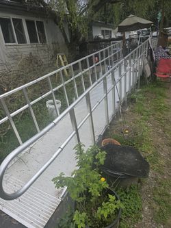 27 Ft Aluminum Wheelchair Ramp Like New