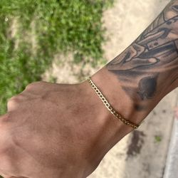14k Gold Cuban Bracelet 