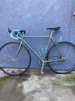 Bianchi Road Bike 