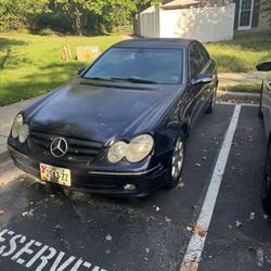 2004 Mercedes-Benz CLK-Class