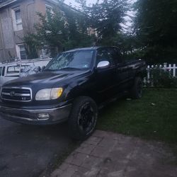 Toyota Tundra 4x4 