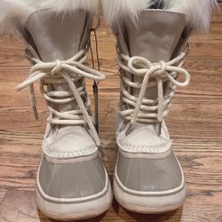 Rorel Boots Size 5