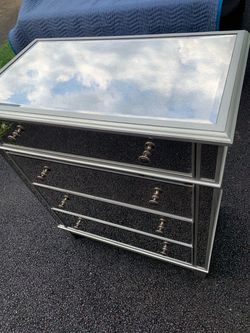 Pier 1 Mirrored Dresser – Good Condition ✨ 34 W x 19 D x 40 1/4H