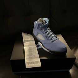 Jordan 5 UNC 