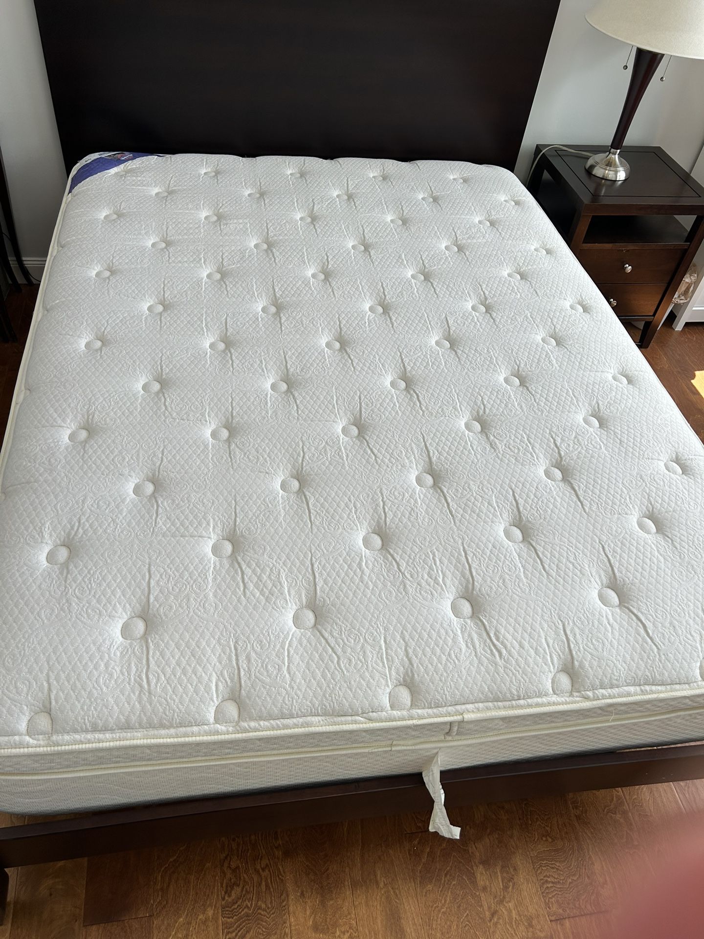 Queen Mattress (Mattress World)- Pillow Top