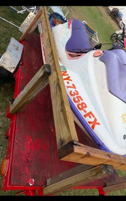 Trailer with free ski -  has paper