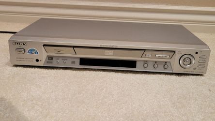 Sony DVD/CD/video CD Player Model DVP-NS700P