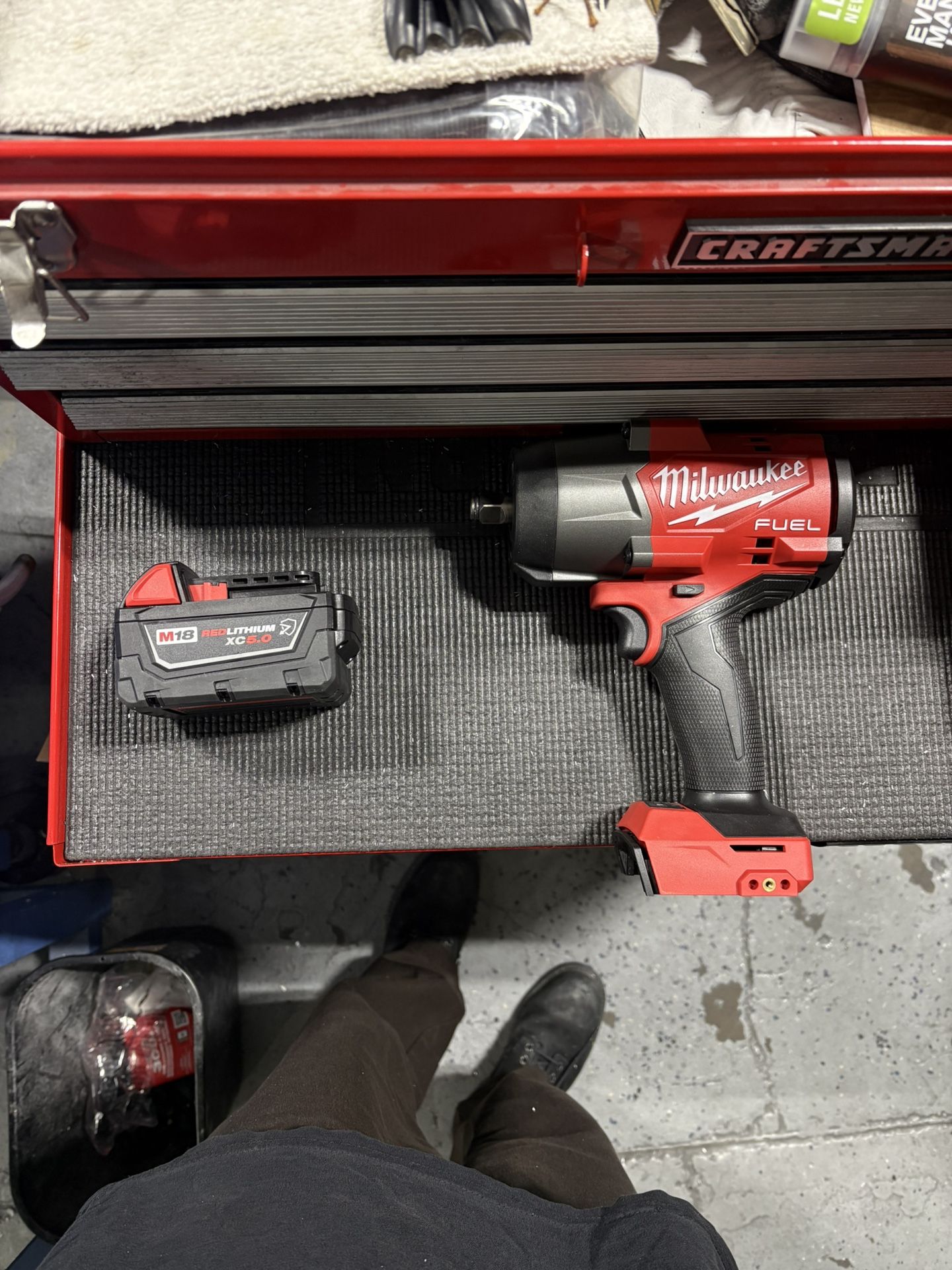 Milwaukee M18 1/2 impact wrench