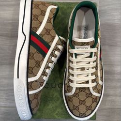 Gucci Shoes 