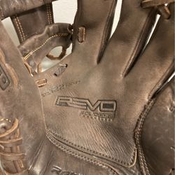 Sold - Rawlings Review SC650 Baseball Glove