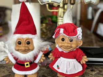 Trolls 8” Santa Claus