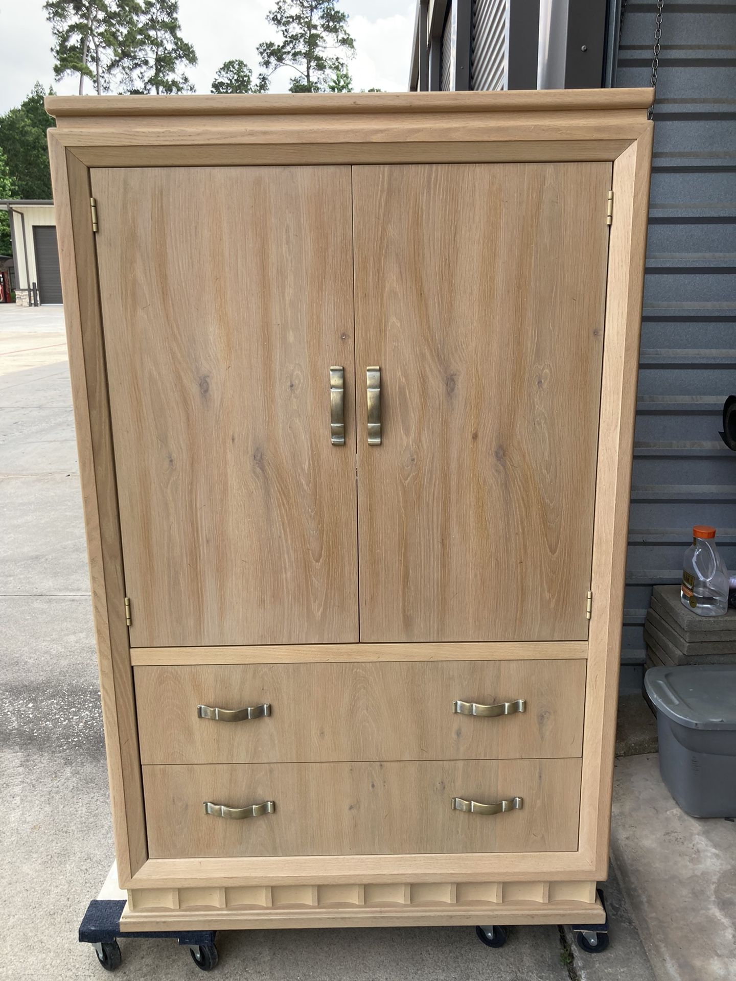 Thomasville Armoire