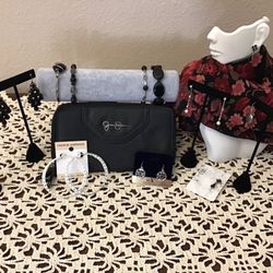 Dark Floral Scarf, Jewelry (7 pair of earrings , 4 bracelets) & Jessica  Simpson Clutch.  Lot. NWT & EUC Se Habla Español 