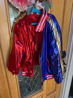 Harley quinn girls Halloween Costume size 140- 7 to 9. Worn only once. Comes with jacket shorts and shirt. Originally was 75$