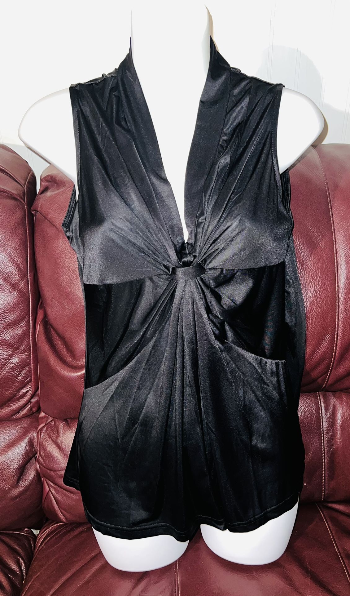 Very Nice Women Shirt Size (L) Very Good Condition
