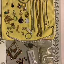 Jewelry Pieces Costume 