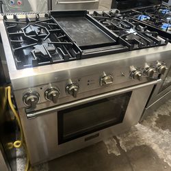 Thermador 36” gas range stainless steel
