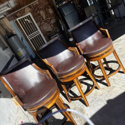 Stools/Chairs