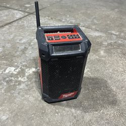 Milwaukee M12 Radio 