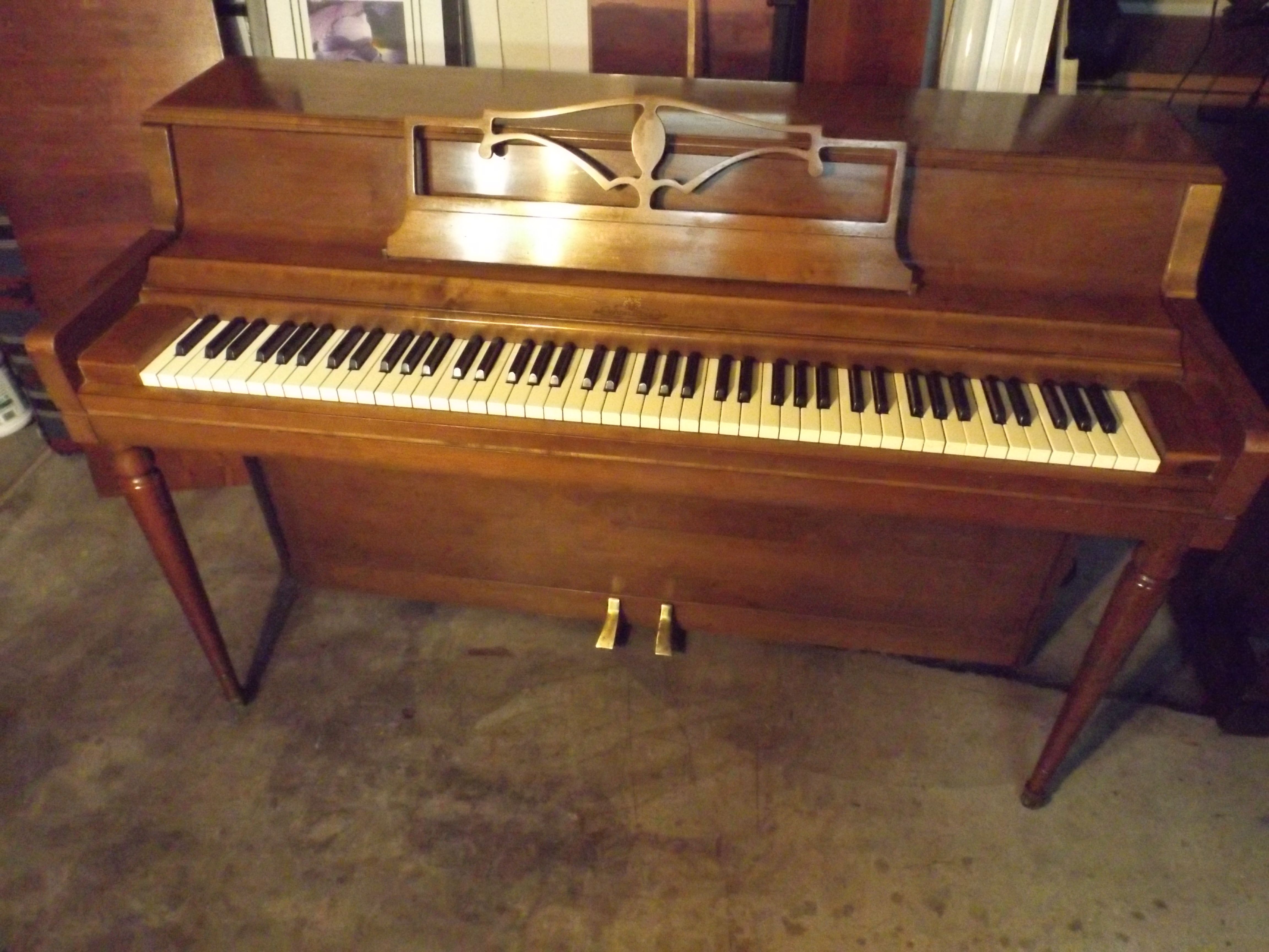 WURLITZER PIANO -I DELIVER