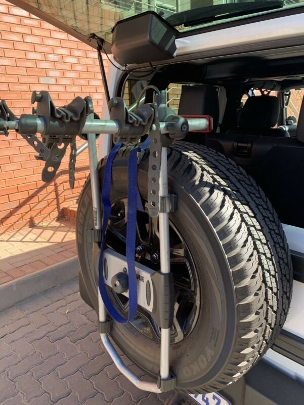 Thule Spare Tire Bike Rack for Sale in Mercer Island, WA OfferUp