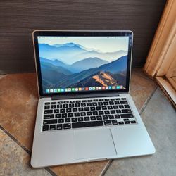 MacBook Pro 13” Core i5 128GB SSD 4gb ram• with ms office , abelton,Adobe Acrobat Or best offer