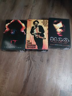 3 neca action figures