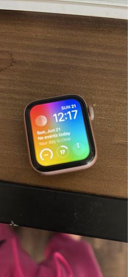 Apple Watch Series 5 (40mm, Rose Gold)