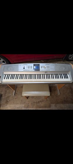 Yamaha DGX Portable Grand Keyboard