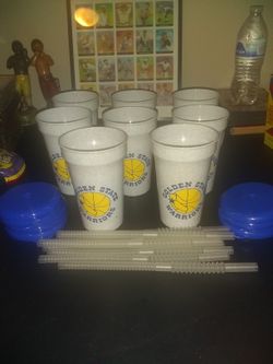 8 Brand New Golden State Warriors Cups with Lids and Straw's