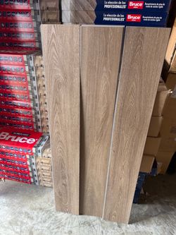 Bruce redefine Fox Den 22 MIL Waterproof Luxury Vinyl Flooring SPC Rigid Core $2 Per Sq Ft
