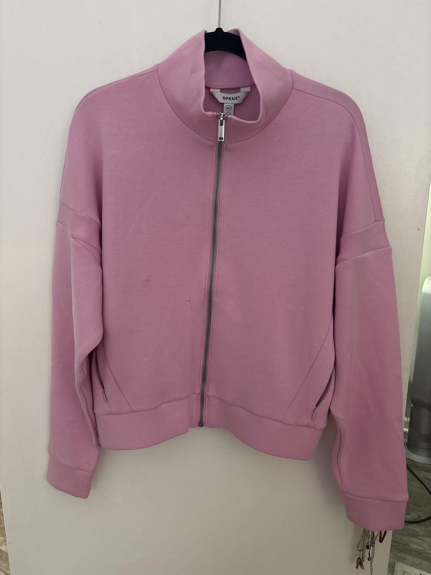 💗 SPANX AirEssentials Full-Zip Jacket – XL – New With Tags! 💗