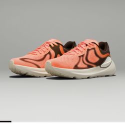 Lululemon Women's Beyondfeel Running Shoe Size 7 Like New 