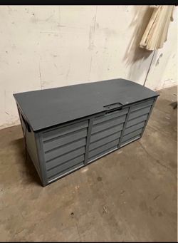 New Assembled 75 Gallon Large Indoor Outdoor Storage Box With Wheel