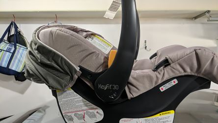 Chickoo keyfit 360 car seat with base for car