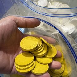 CLAY POKER CHIPS. *THOUSANDS*. Four Colors Texas Holdem Cards