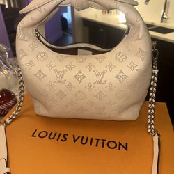 Louis Vuitton Why Knot PM Mahina Creme