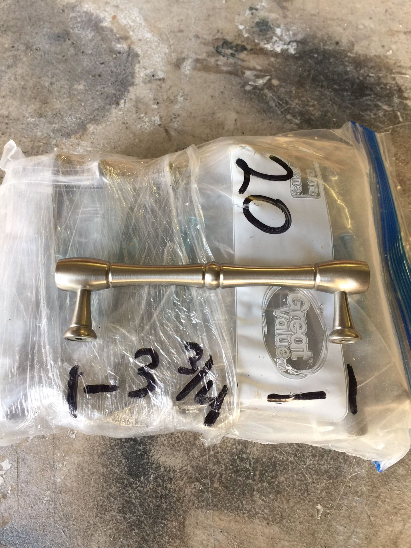 Cabinet handles
