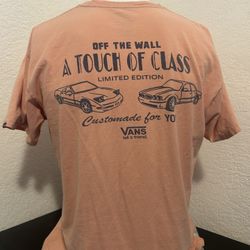 Medium Vans Motors T-Shirt, a short-sleeve crew neck t-shirt made of 100% cotton with a screen-printed graphic on the back. 